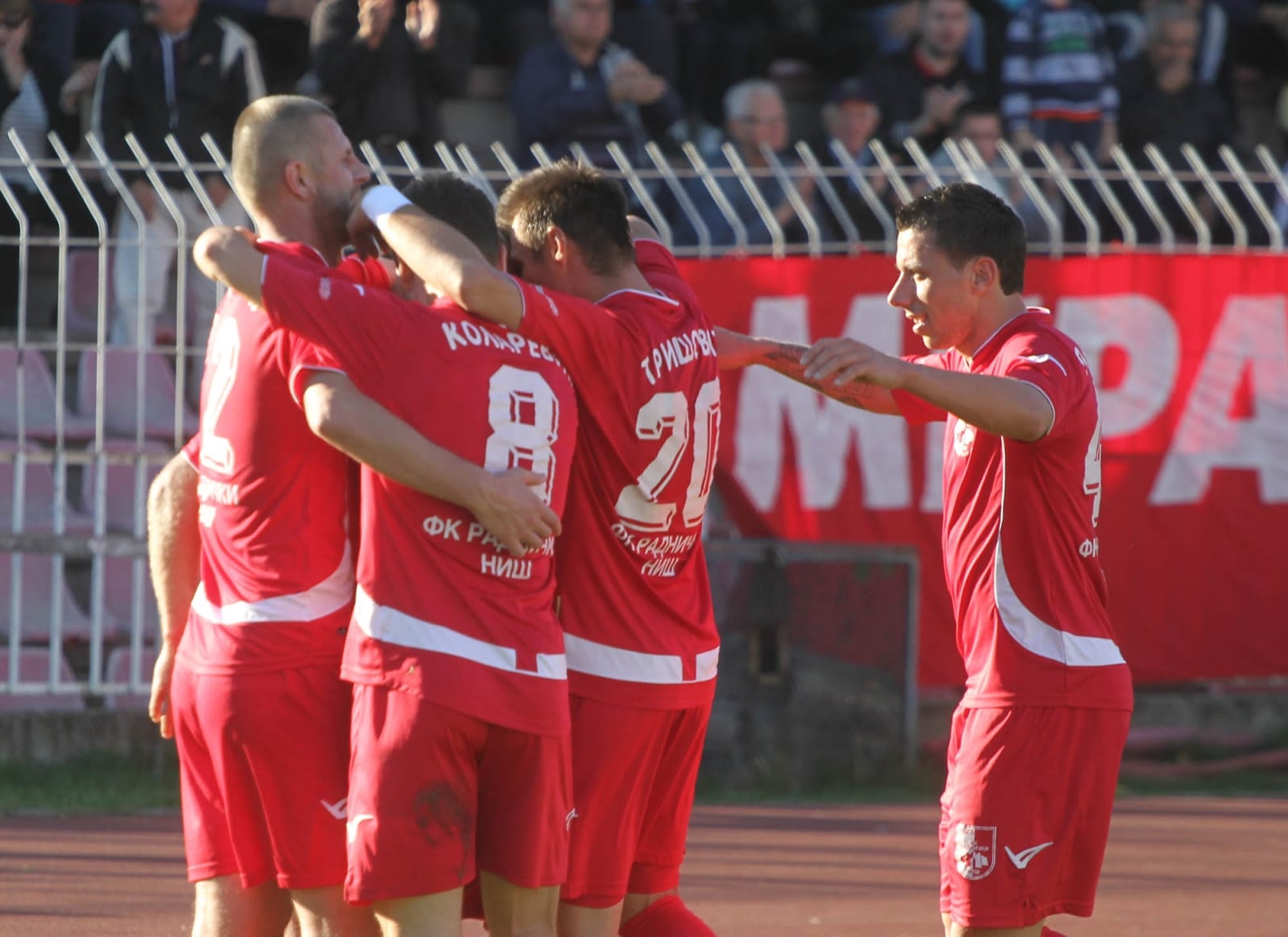 RADNICKI NIS VOZDOVAC 008