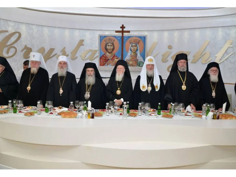 kristalna noc svetlost