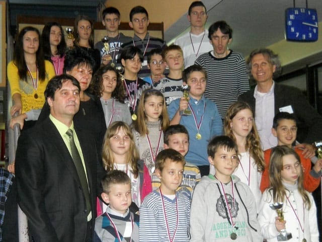 Održan šahovski turnir za školarce 20 sah turnir osnovna skola