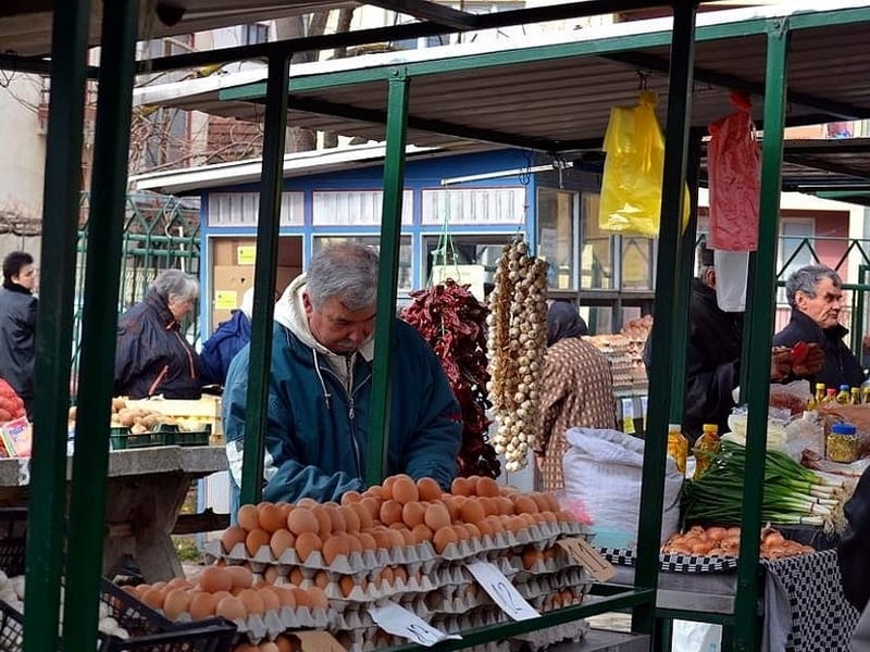 pijaca ilustracija JUZNEVE VESTI Kosta