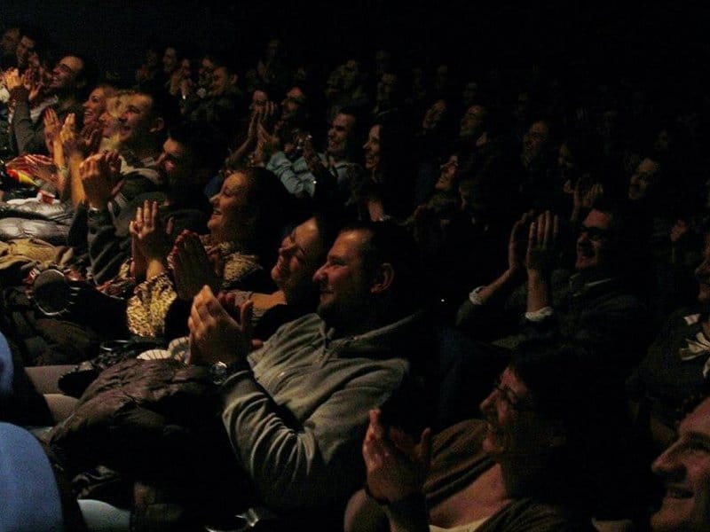 “Stand up” komičari u Nišu 12 stand up