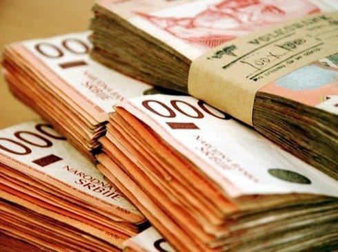 Građanima sa najnižim primanjima po 4.000 dinara 18 pare velika lekarinfo com