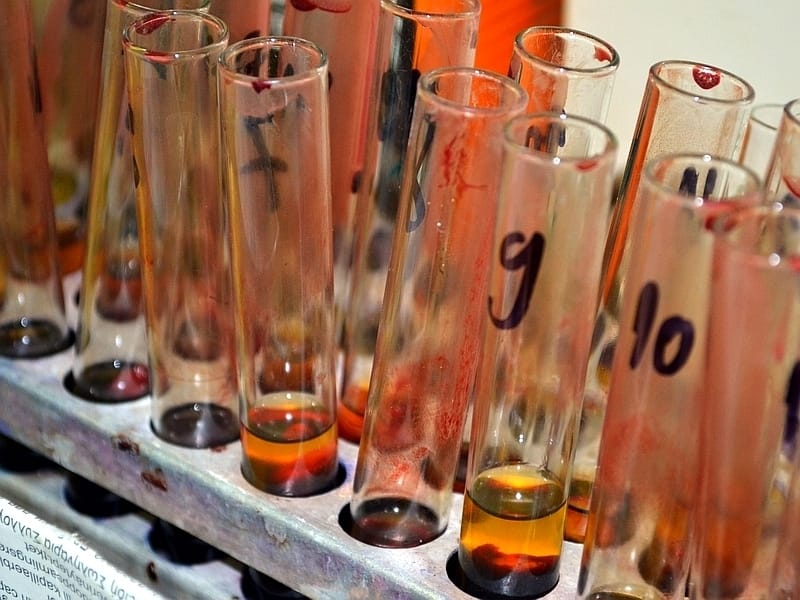 krv epruvete ilustracija KOSTA Juzne vesti