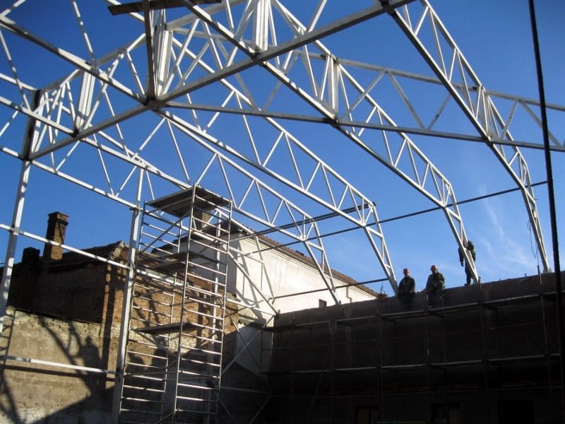 oficirski dom decembar krov