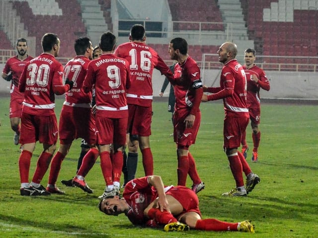 Radnički na pauzi do 13. januara 1 fudbaleri radnickog na stadionu cair
