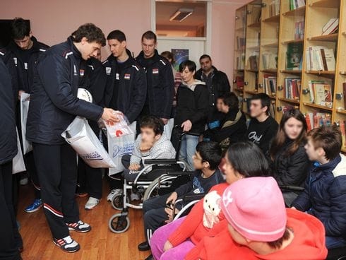 odbojkasi srbije u domu dusko radovic