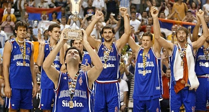 Saša Đorđević drži tribinu u Nišu 2 Indianapolis 2002