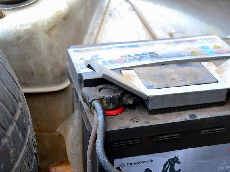 akumulator ilustracija kosta juzne vesti