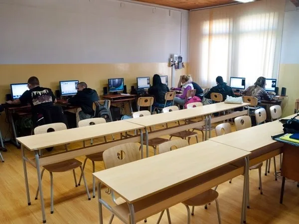 Škole ostaju bez novca za krede i sapune 20 Skola