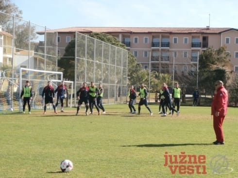 490x370 radnicki antalija