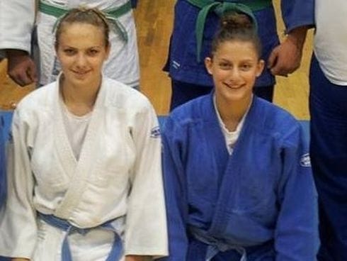 DžK Niš osvojio 4 medalje na kadetskom prvenstvu 1 490x370 aleksandra momcilovic i sanja petrovic dzudo 3