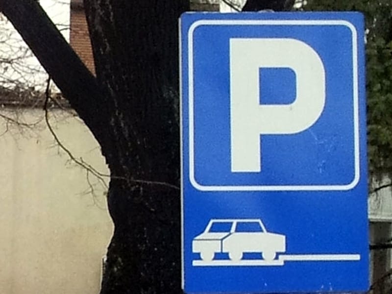 parking arhivska fotografija