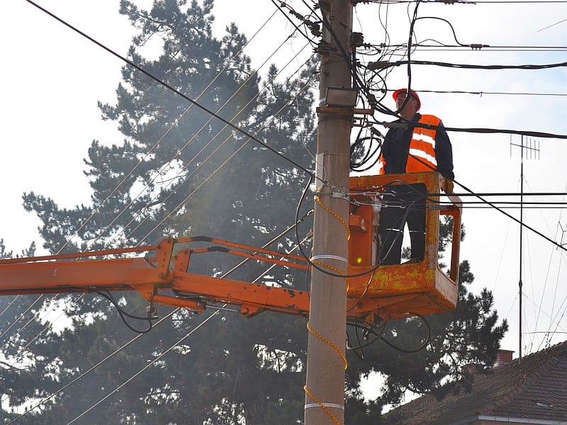 distribucija struja radovi ILUSTRACIJA Kosta JUZNE VESTI