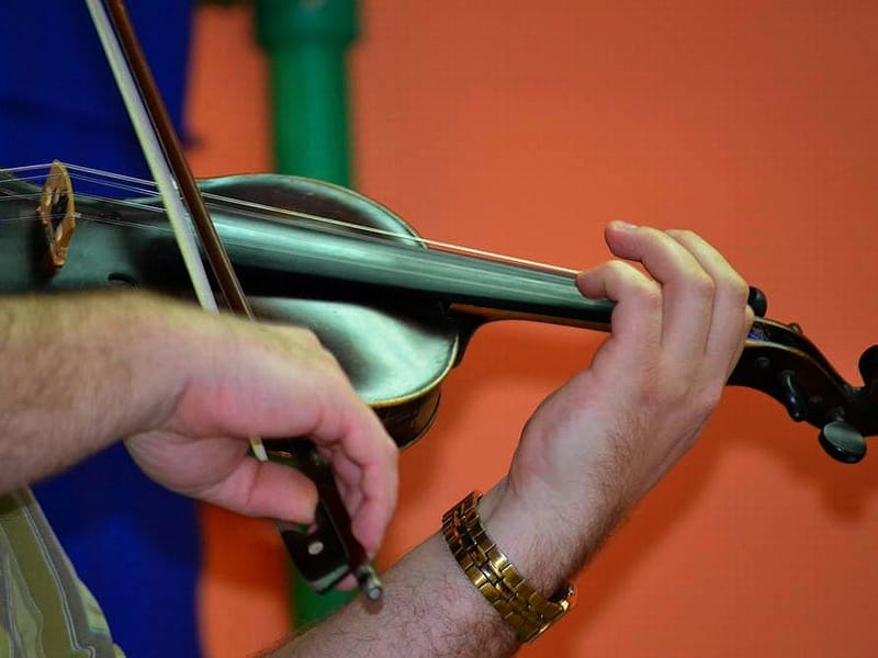 klasika ilsutracija foto Aleksandar Kostic JUZNE VESTI