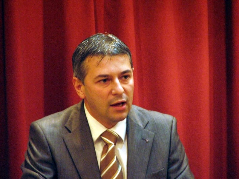 Stefanović: Ne pregovaramo sa naprednjacima 1 5