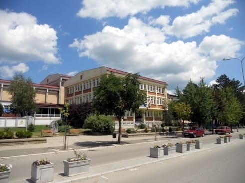 Privremene mere u školi u Blacu 11 490x370 490x370 CENTAR BLACE