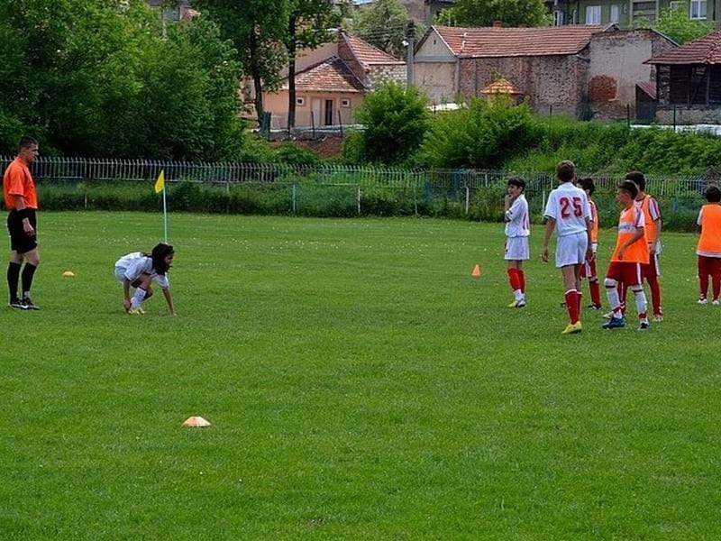 Liga cicibana Svrljig foto Aleksandar Kostic JUZNE VESTI