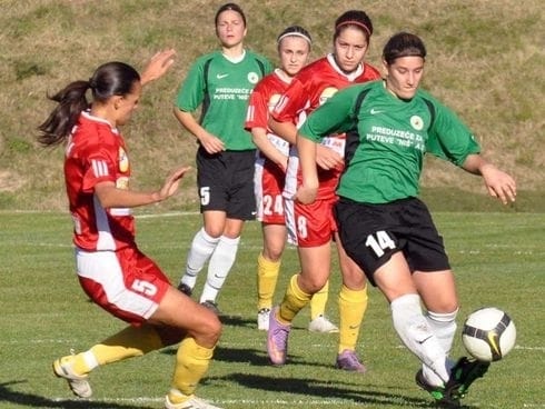 Mašinac pobedom završio Superligu 1 490x370 masinac i napredak