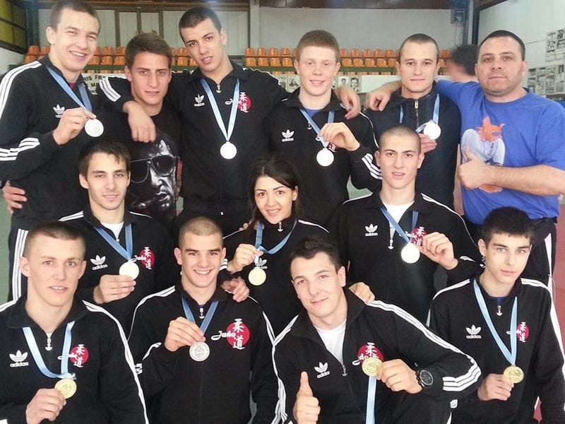 Takmičari Kinezisa uspešni u sambou 1 judo klub kinezis