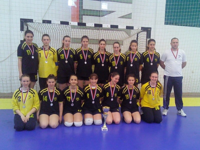 Naisine mlade igračice druge u Srbiji 20 naisa 2