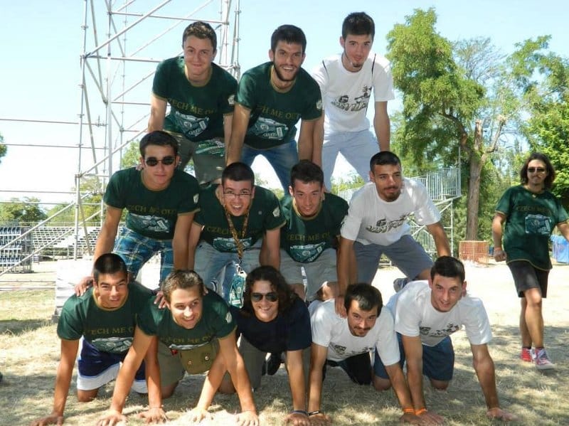 volonteri tehnicke podrske 2013