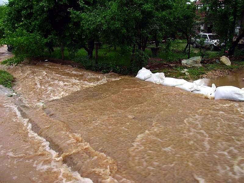 kosta Poplave Ilustracija JUZNE VESTI