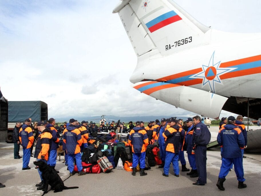 "Iljušinom" doletelo više od 70 spasilaca iz Rusije 10 rusi poplave nis 3