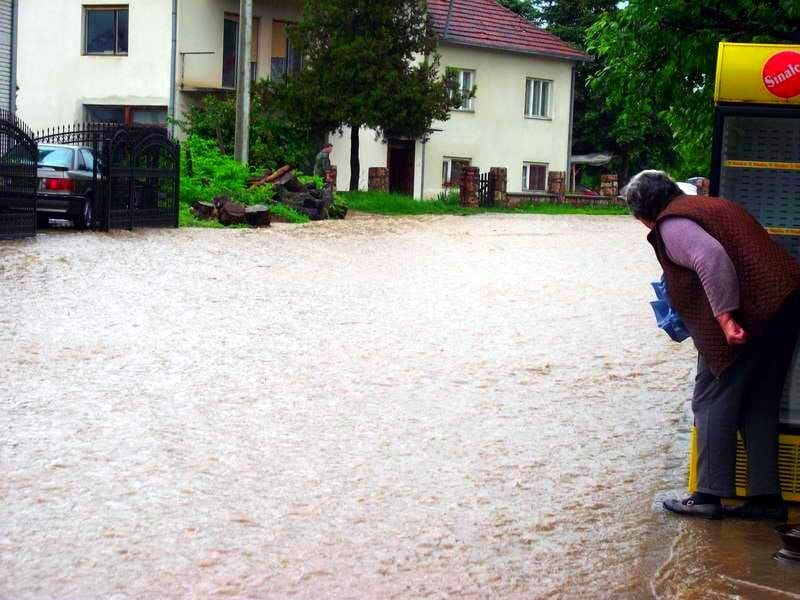 poplave ilustracija kosta JUZNE VESTI