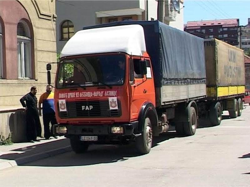 Veliki odziv Leskovačana za prikupljanje pomoći 19 leskovac pomoc