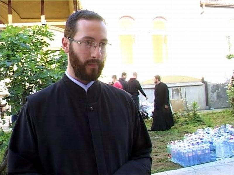 svestenik Marko Ademovic