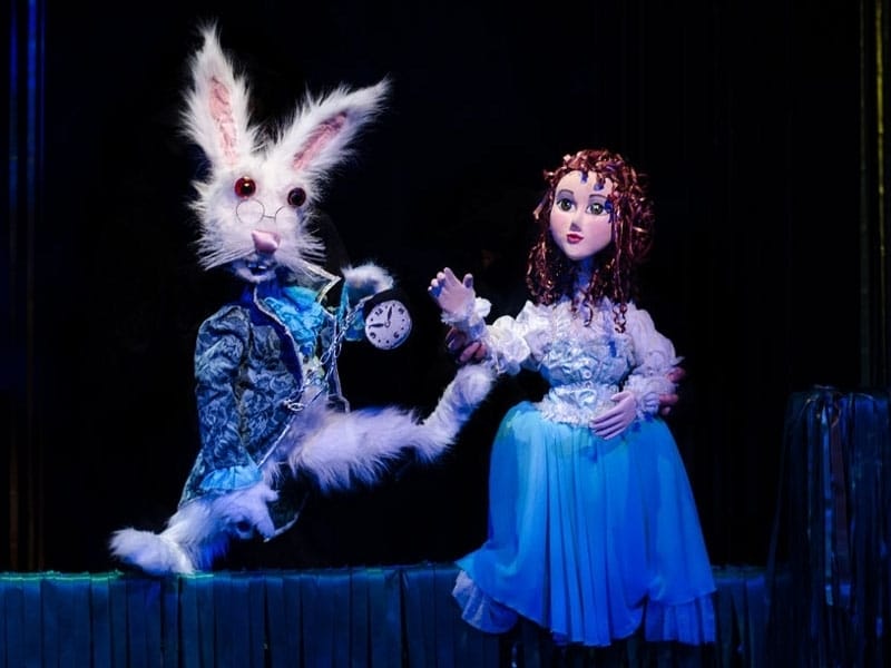 Alisa Pozoriste lutaka