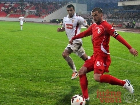 Nastavak fudbalske Superlige u subotu? 1 490x370 aca jovanovic kapiten radnickog