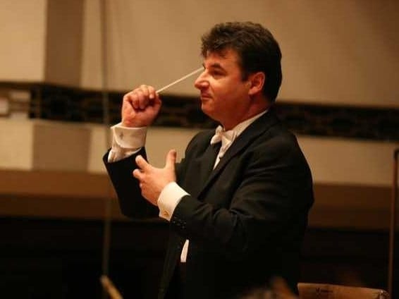 04 2869filarmonica01 2013100306