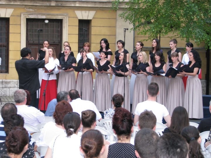 Dan Univeryiteta koncert