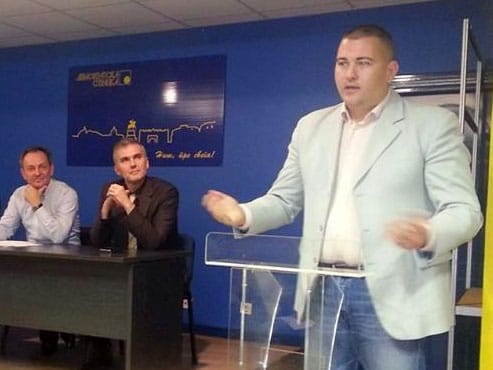 Oliver Paunović 1 Oliver Paunovic