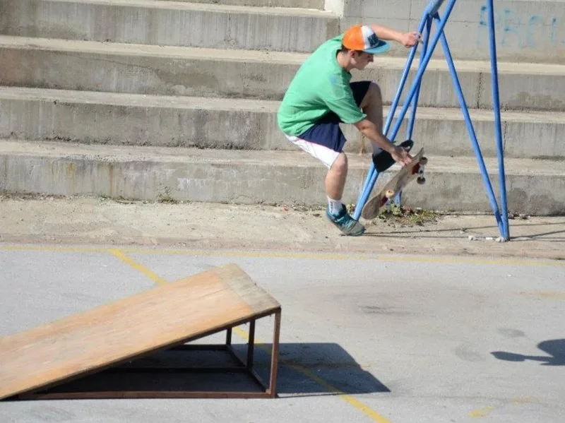 377305 143285892481531 608741041 n