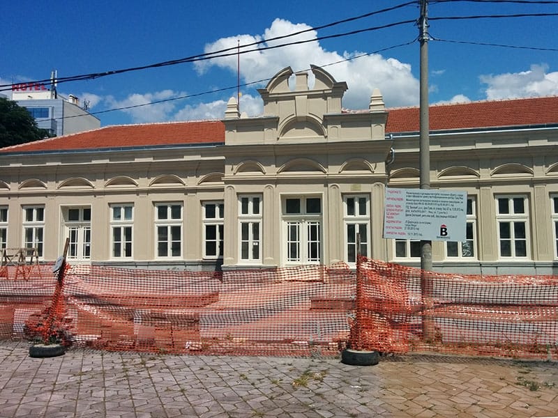 Oficirski dom zgrada