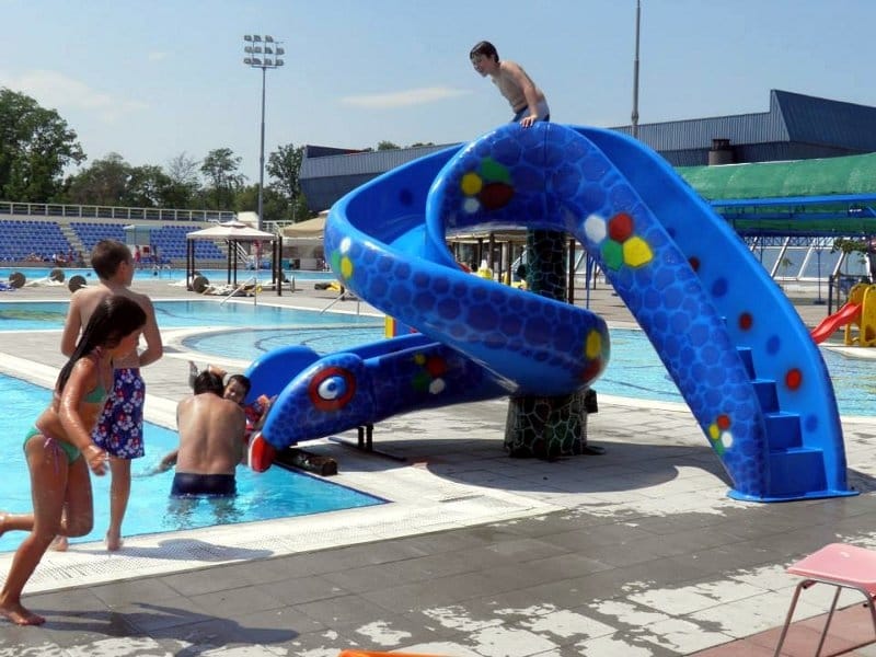 Pas ugrizao dete na čairskom bazenu 18 Bazen Cair