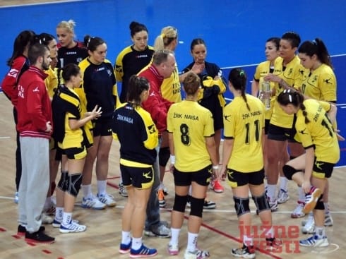 Naisa na početku sezone sa Radničkim 12 490x370 naisa rukomet