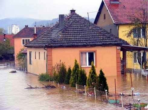 Pomoć Prokupčanima oštećenim u aprilskim poplavama 6 490x370 poplave Toplica