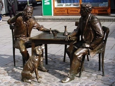 490x370 Spomenik Stevanu Sremcu