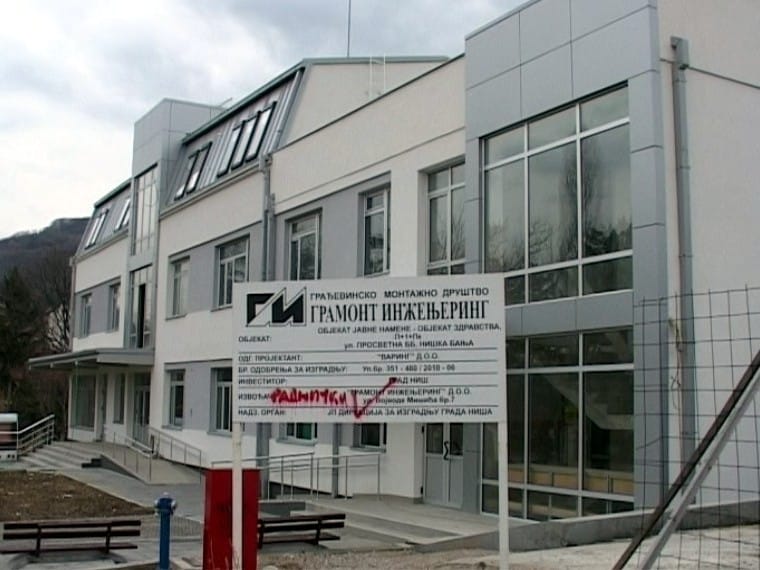 Zgrada Dom zdravlja Banja