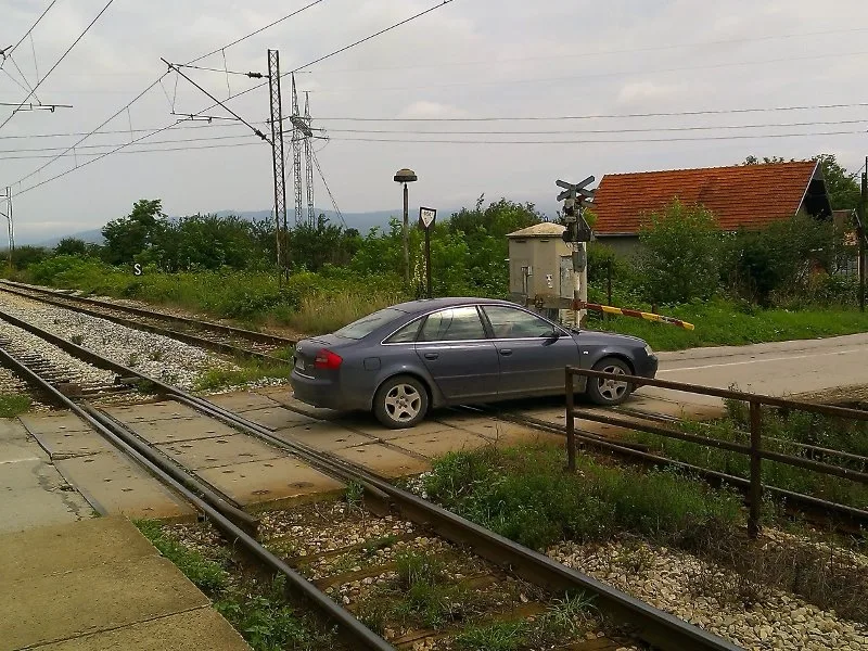 Zbog pokvarene rampe otežan rad doma u Kulini 7 rampa kulina