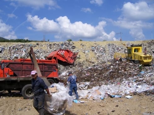 Čišćenje 40 divljih deponija u Dimitrovgradu 16 Deponija