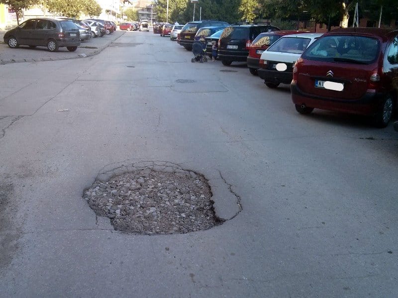 Foto-vest: I Romanijska u rupama 1 romanijska rupe