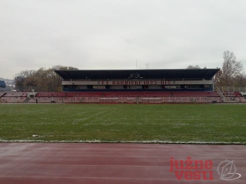 Zapadna tribina Čaira čeka Ministarstvo 1 490x370 stadion cair zapadna tribina nis