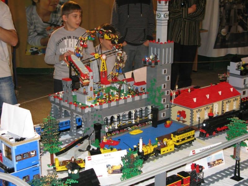 1452580 467861259999643 272107210 n