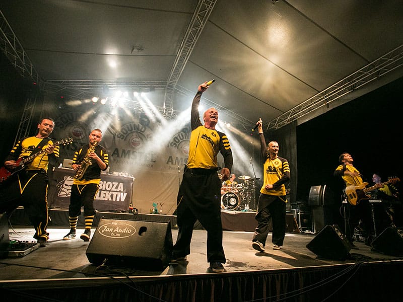 Energičan nastup “Dubioze” 1 Dubioza Kolektiv 14