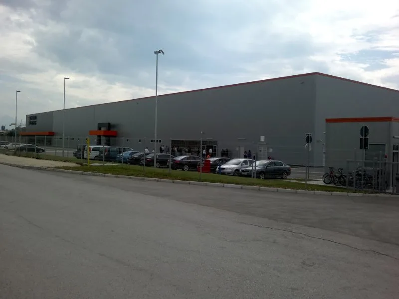 “Investitore dočekuju sa septičkim jamama” 15 dzonson elektrik hala