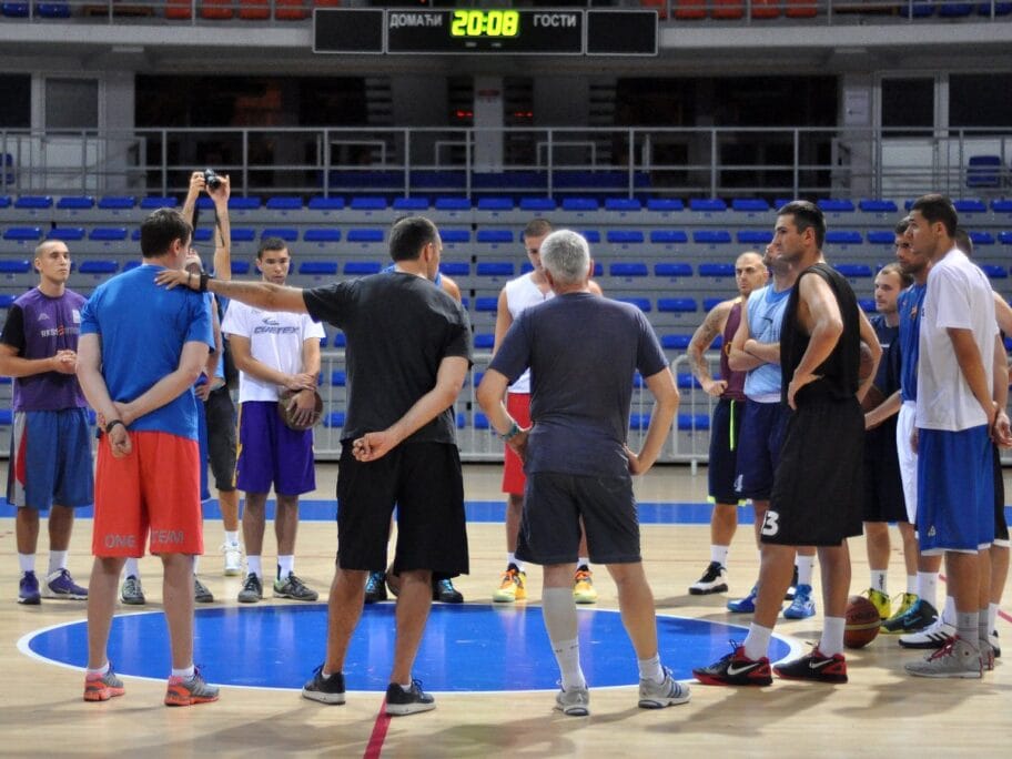 Konstantin poražen u finalu turnira u Vršcu 20 kosarka konstantin